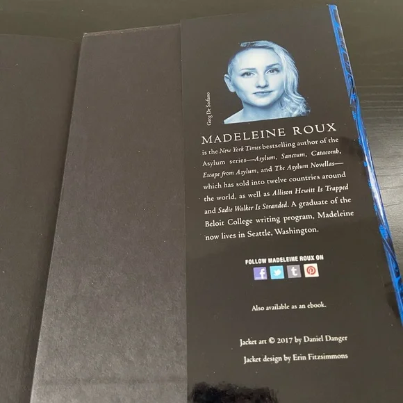 Fictional Hardcover Book Bundle - Picture 12 of 16